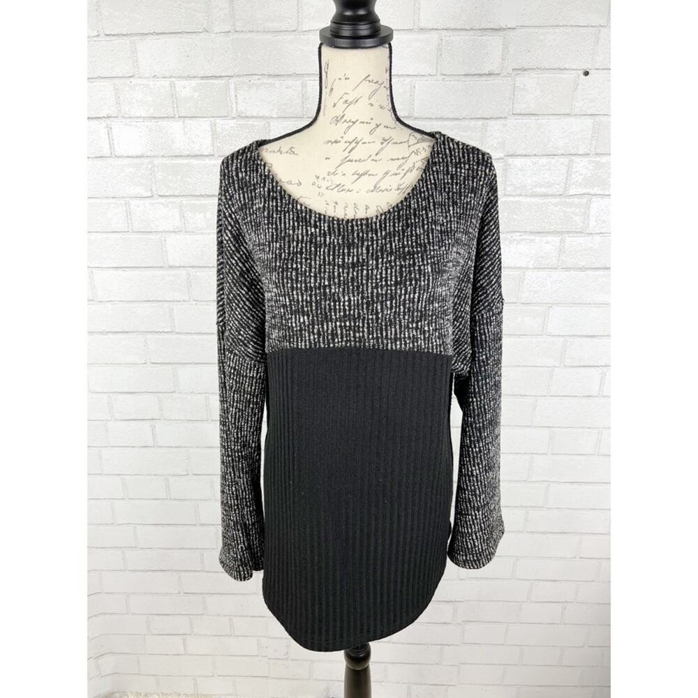 Suzanne Betro‎ Knit Color Block Sweater Size Large